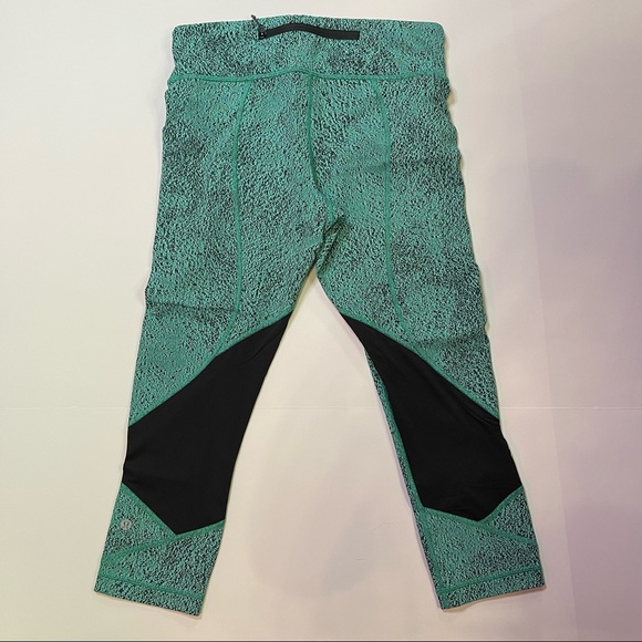 Lululemon Pace Rival Crop Power Luxtreme Spray Jacquard Bali Breeze Black Size 8 - Picture 9 of 16
